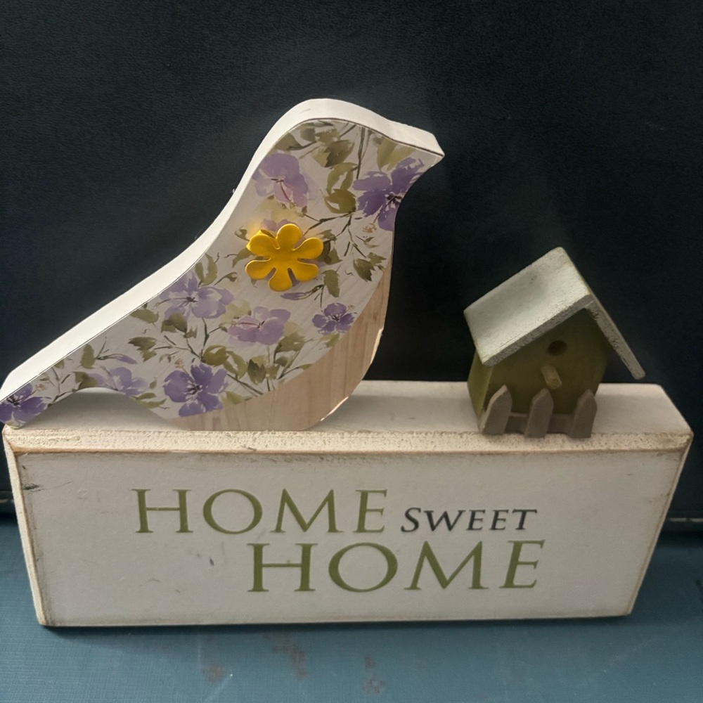 Charming Floral Bird and House Decor
